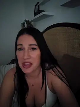 ashleyleeXX online show from 04.27.26