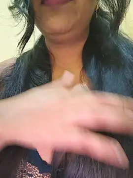 Snapshot of Newragini chatting on 06.08.26 Newragini online show from 06.08.26