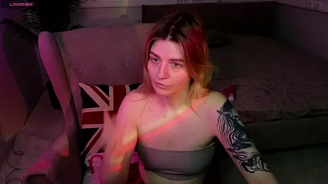 TonyaMeow online show from 06.11.26