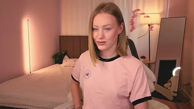 EvaHamilton online show from 07.21.26