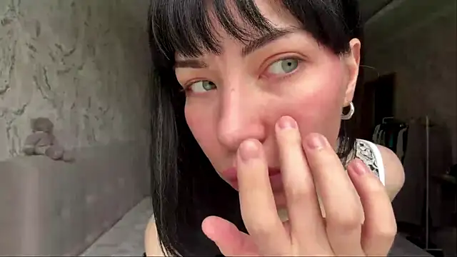 Snapshot of LuisaAlconcel chatting on 04.25.26 LuisaAlconcel online show from 04.25.26