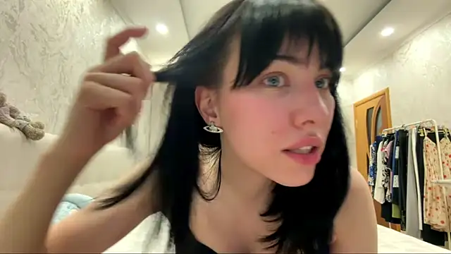 Snapshot of LuisaAlconcel chatting on 05.22.26 LuisaAlconcel online show from 05.22.26