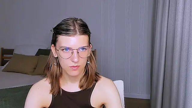 Snapshot of AnnaThorne chatting on 05.22.26 AnnaThorne online show from 05.22.26