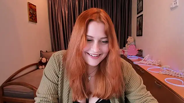 NoraLiin online show from 05.09.26