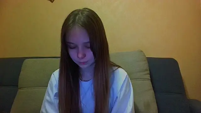 Princess Mira online show from 04.30.26