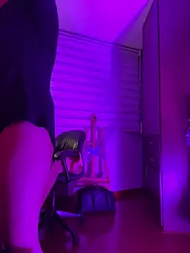 AliceMtz online show from 06.22.26