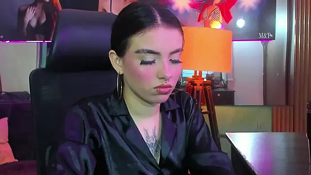 isabella hv online show from 06.04.26