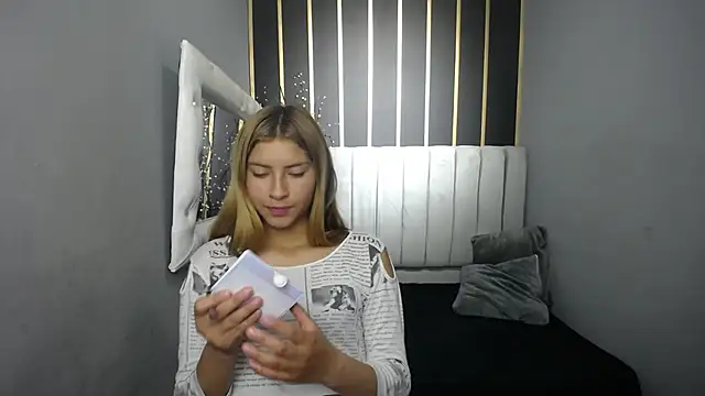 nancy blonde online show from 05.08.26