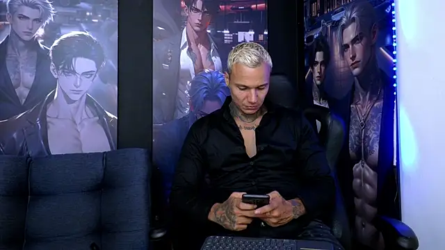 Snapshot of damian_becker chatting on 07.15.26 damian becker online show from 07.15.26