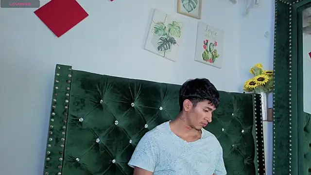 Snapshot of Zayn_Moretti chatting on 07.10.26 Zayn Moretti online show from 07.10.26