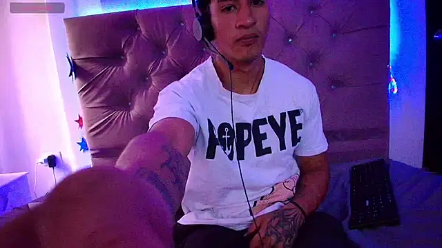 Snapshot of Zayn_Moretti chatting on 07.28.26 Zayn Moretti online show from 07.28.26