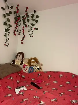 Daphnne Curly online show from 04.19.26