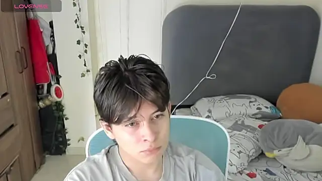 Snapshot of Felixzyn chatting on 06.02.26 Felixzyn online show from 06.02.26