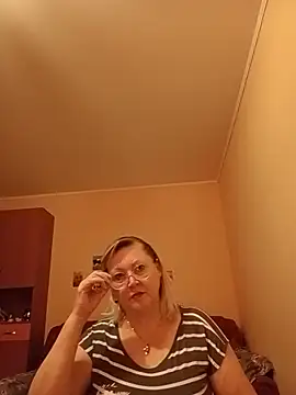 I amVeronicle online show from 07.19.26