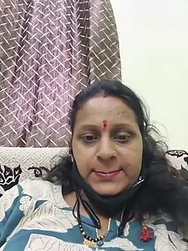Snapshot of Beborani chatting on 05.30.26 Beborani online show from 05.30.26