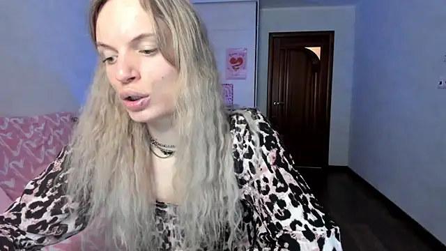 milliKira006 online show from 05.11.26