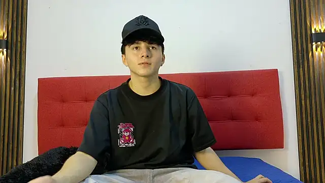 LunayDream online show from 04.30.26