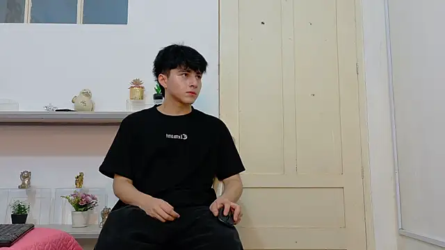 Snapshot of LunayDream chatting on 06.12.26 LunayDream online show from 06.12.26