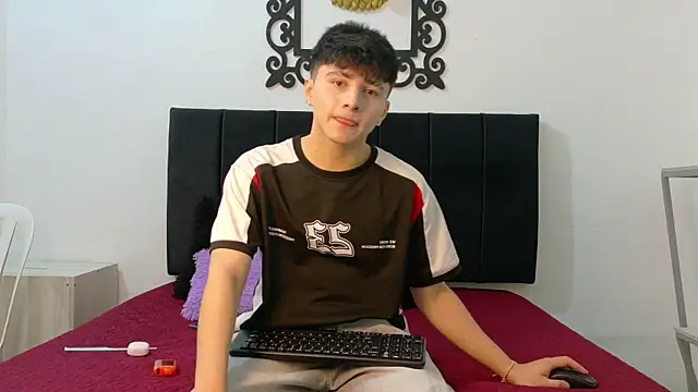 Snapshot of LunayDream chatting on 07.09.26 LunayDream online show from 07.09.26