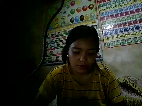 Snapshot of juicyredt chatting on 04.29.26 juicyredt online show from 04.29.26