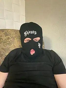 Leoncattt online show from 04.19.26