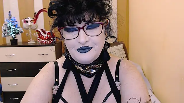 QuuenOfSin online show from 12.19.25