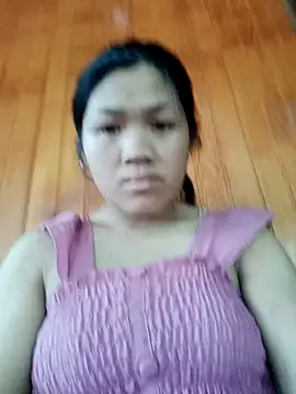 Snapshot of velira- chatting on 04.22.26 velira- online show from 04.22.26