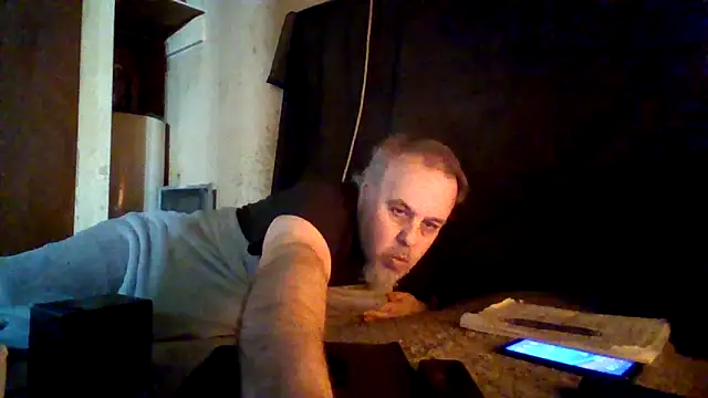 Nightshade1195 online show from 05.13.26