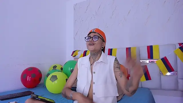 Snapshot of Antony_D_ossa chatting on 06.19.26 Antony D ossa online show from 06.19.26