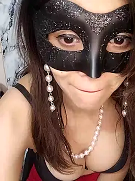 Snapshot of lovelyrosewifey chatting on 06.04.26 lovelyrosewifey online show from 06.04.26