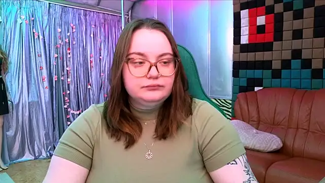 CatherineClaire online show from 05.06.26