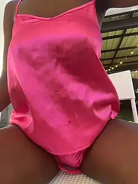 CocoaLuxeXXX online show from 07.14.26