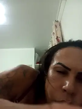 bonequinhalu online show from 04.21.26