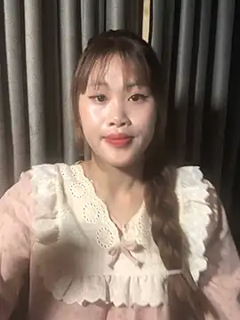 Ly-sexyy online show from 05.12.26