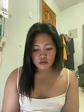 Snapshot of YourBaby_Eva chatting on 06.26.26 YourBaby Eva online show from 06.26.26