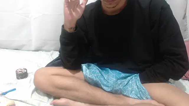 dark 21   online show from 04.21.26