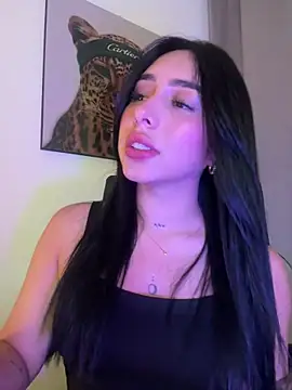Snapshot of IsabellaNoir_ chatting on 04.28.26 IsabellaNoir online show from 04.28.26
