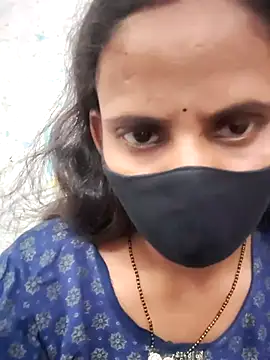 Snapshot of Cutie_Neetu chatting on 06.17.26 Cutie Neetu online show from 06.17.26