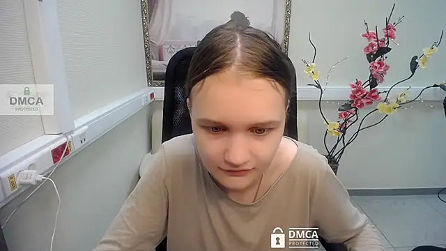  donnaSia  online show from 07.12.26