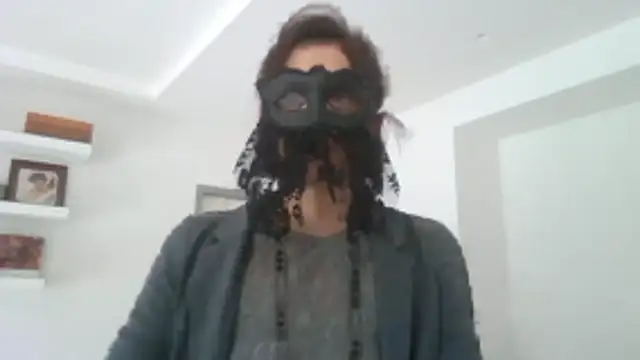 Snapshot of HelenTiAscolta chatting on 05.12.26 HelenTiAscolta online show from 05.12.26