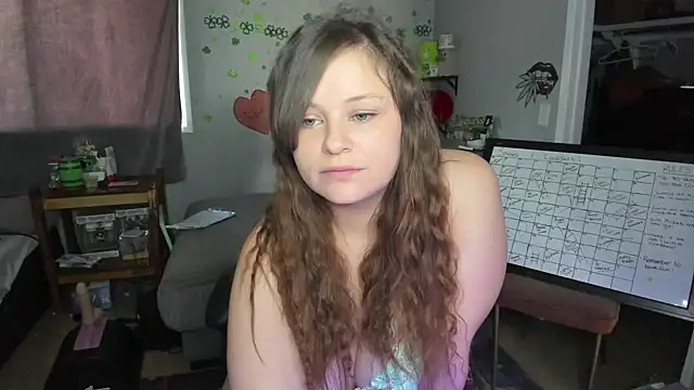 Snapshot of DelilaFields2 chatting on 06.06.26 DelilaFields2 online show from 06.06.26