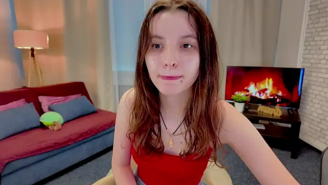 BelovedAlice online show from 04.21.26