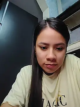 Nicol Alvarez1 online show from 05.26.26