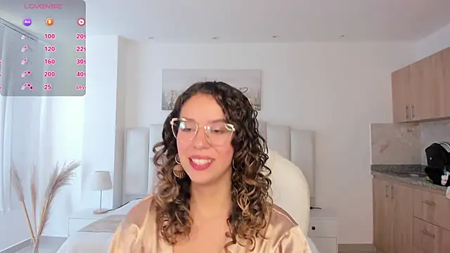 sienna luxor online show from 05.24.26