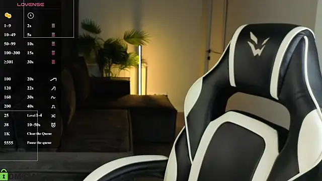 Leslie Scott online show from 07.14.26
