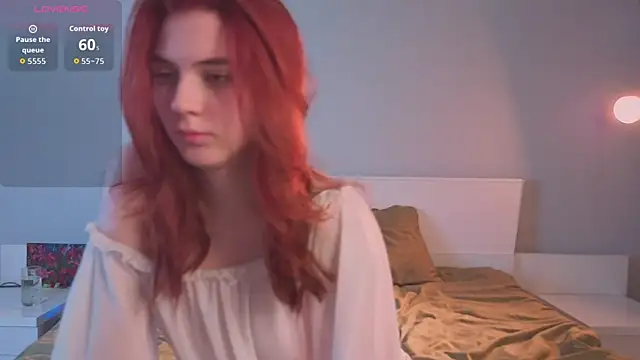 Snapshot of MariAllen chatting on 05.06.26 MariAllen online show from 05.06.26