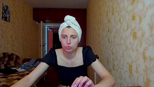 Snapshot of MilaShka29 chatting on 06.10.26 MilaShka29 online show from 06.10.26