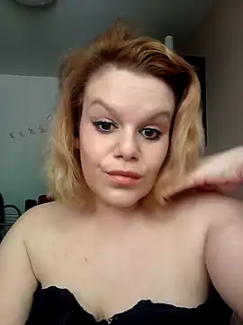 Maryquenn online show from 05.14.26