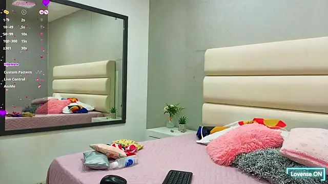 Isabellaa Reyes online show from 07.05.26