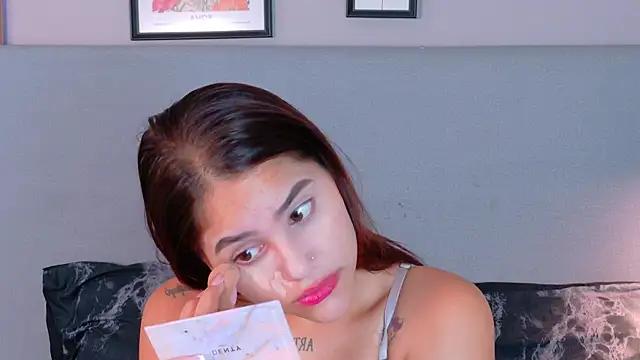 CuteWofy  online show from 06.02.26